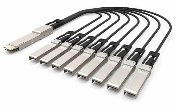 HPE Aruba Networking S4B40A 200G Breakout-DAC zu 8x SFP28 – 3 m